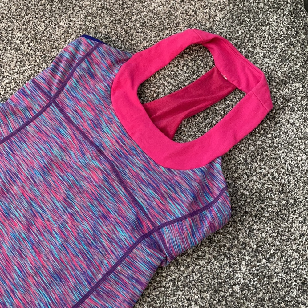 Lululemon tank top scoop neck - Picture 6 of 7